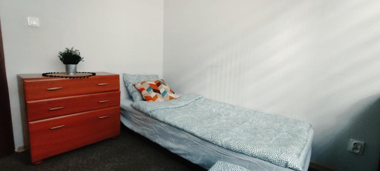 Tanie Spanie Przy Malcie - Zameldowanie Bezobslugowe - Poznaň Exteriér fotografie